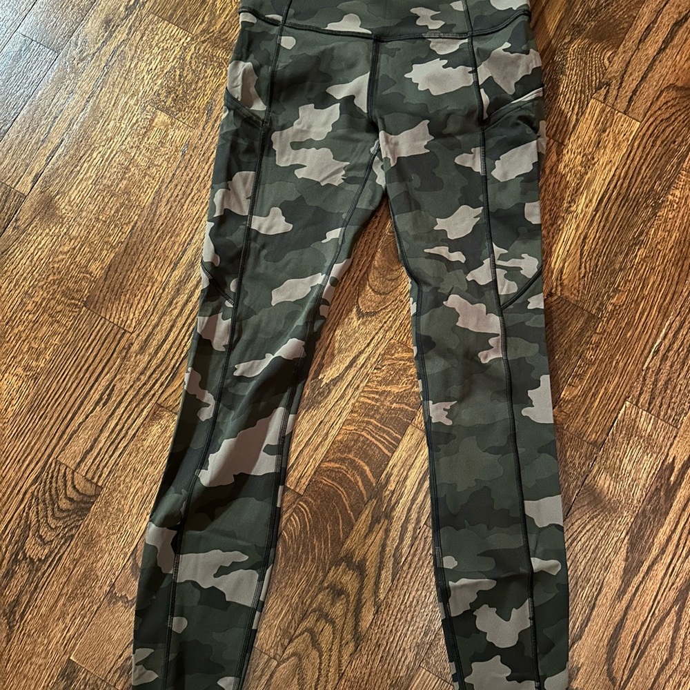 lululemon athletica Women’s Camouflage Leggings